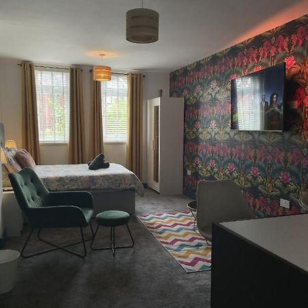 Luxury Studio Apartment Near Birmingham Citycentre Bagian luar foto